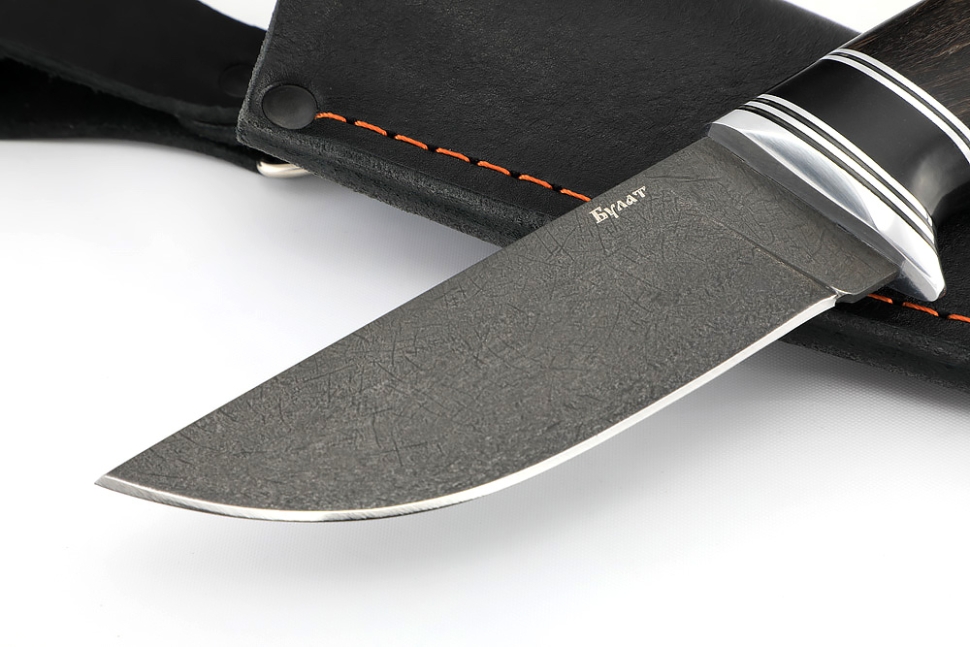 Нож Барсук (булат, карельская берёза)