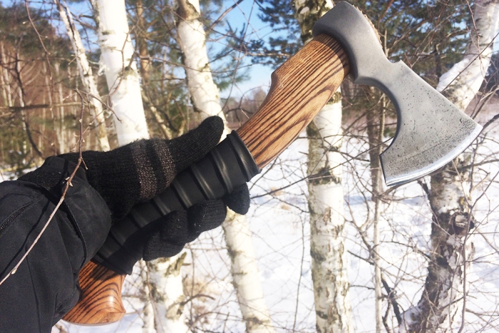 Топор средний №2 (сплав УГЛЕРОД+ХВГ, рукоять - ясень, кожа)