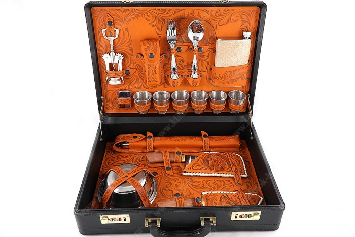 Подарочный набор в дипломате Турист-2