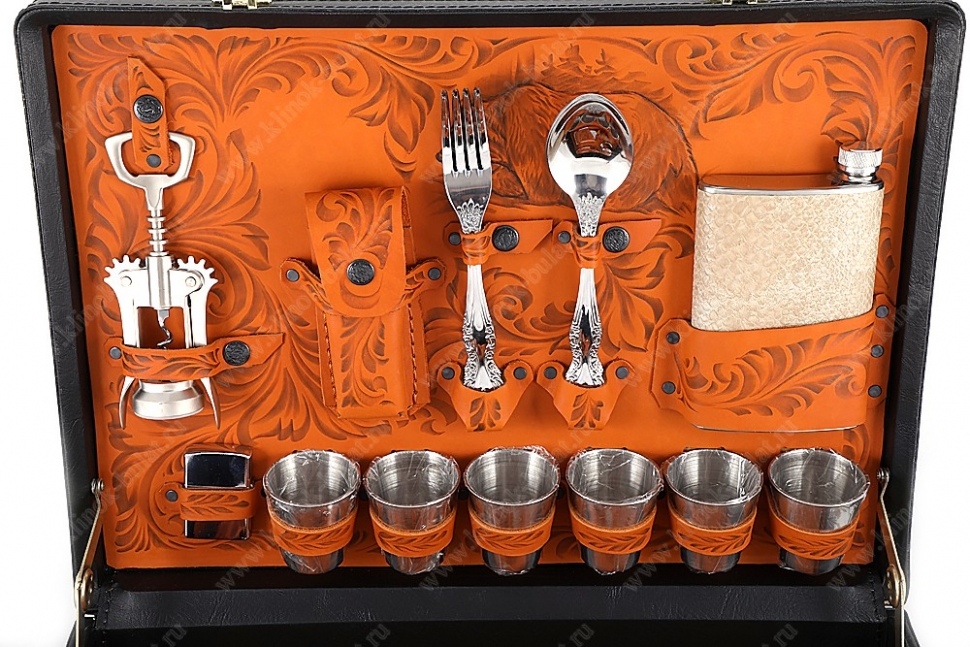 Подарочный набор в дипломате Турист-2