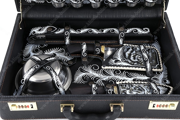 Подарочный набор в дипломате Турист-2 (цветная роспись)