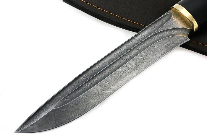 Нож Таран (дамаск-долы, чёрный граб)