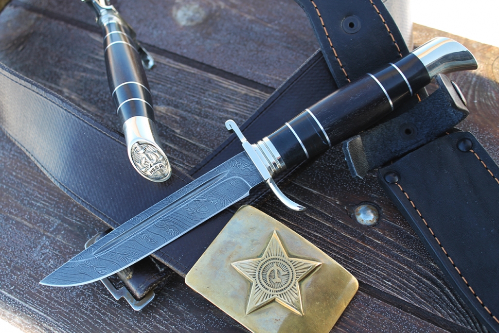 Финка НКВД (дамаск, рукоять наборная чёрный граб - литьё)