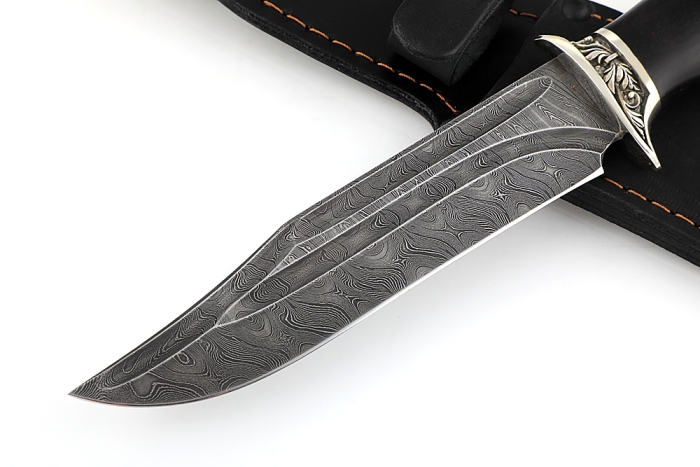 Нож Атака (дамаск-долы, чёрный граб-мельхиор)