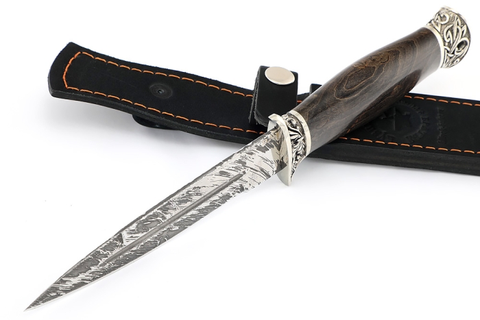 Нож Перо (D2, мельхиор, ясень стабилизированный)