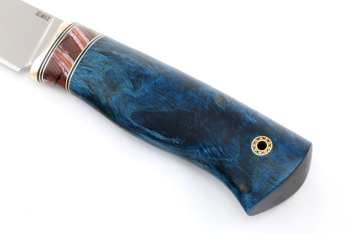 Нож Рысь (порошковая сталь ELMAX, карельская берёза синяя, вставка зуб мамонта)