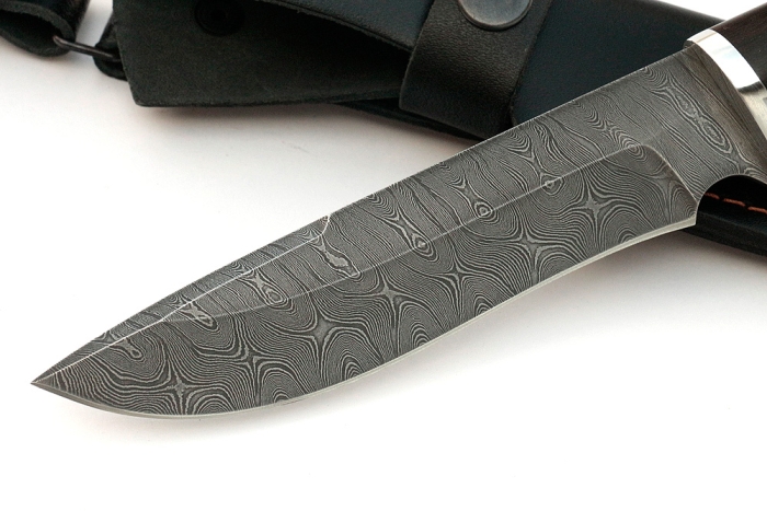 Нож Флагман (дамаск, карельская берёза)