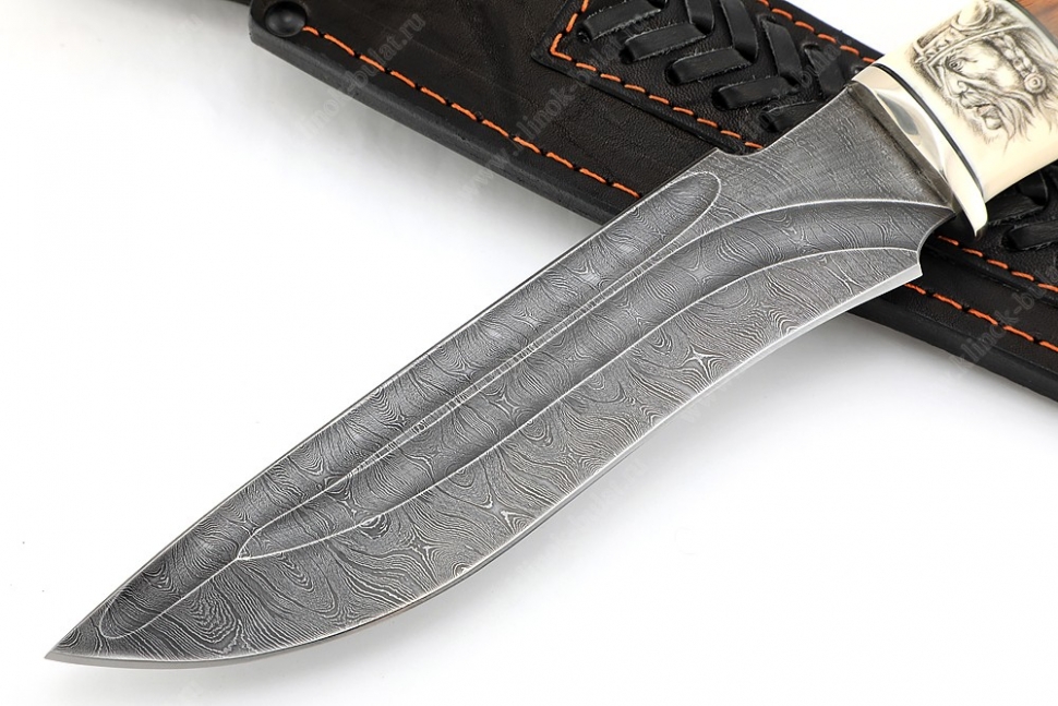 Нож Викинг (дамаск - долы, вставка кость, айронвуд) скримшоу на кости