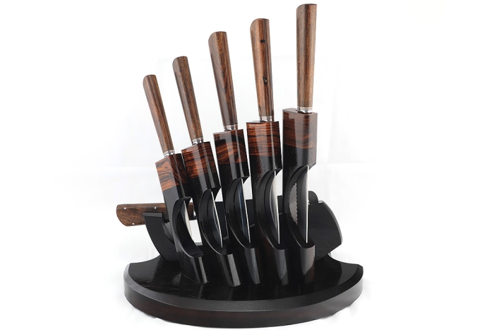Подставка из черного граба и железного дерева с набором из 5 ножей и тяпки (Elmax, железное дерево)