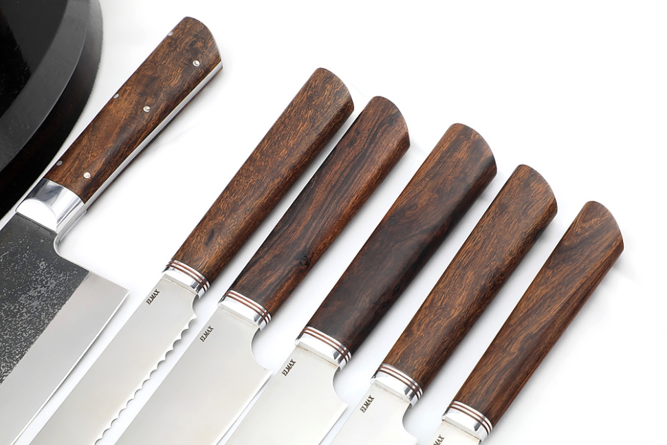 Подставка из черного граба и железного дерева с набором из 5 ножей и тяпки (Elmax, железное дерево)