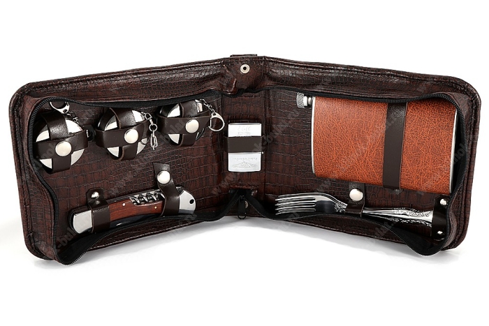 Борсетка из искусственной кожи на 3 персоны