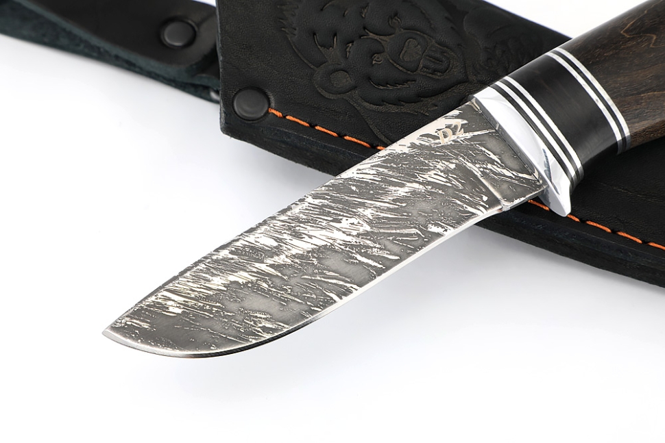 Нож Соболёк (D2, черный граб, карельская береза коричневая)