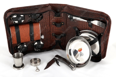 Борсетка из искусственной кожи на 4 персоны