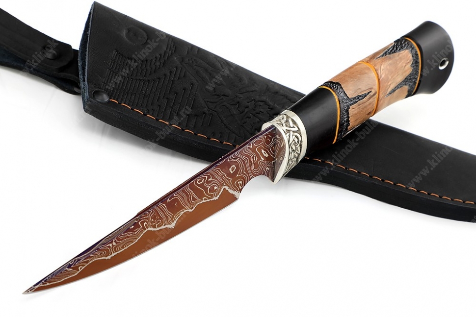 Нож Комар (ламинат воронёный - 9ХС и дамаск с никелем, рукоять чёрный граб, фибра, карельская берёза, резьба)